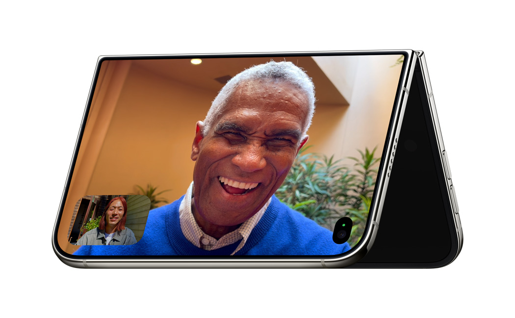 Appel vidéo sur iPhone Duo, caméra sous l'écran
