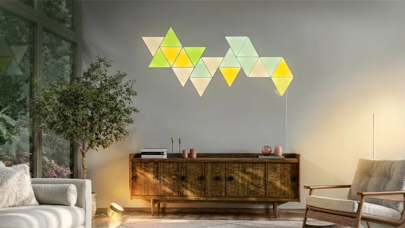 Philips Hue Wall Light Module relié à des panneaux Nanoleaf