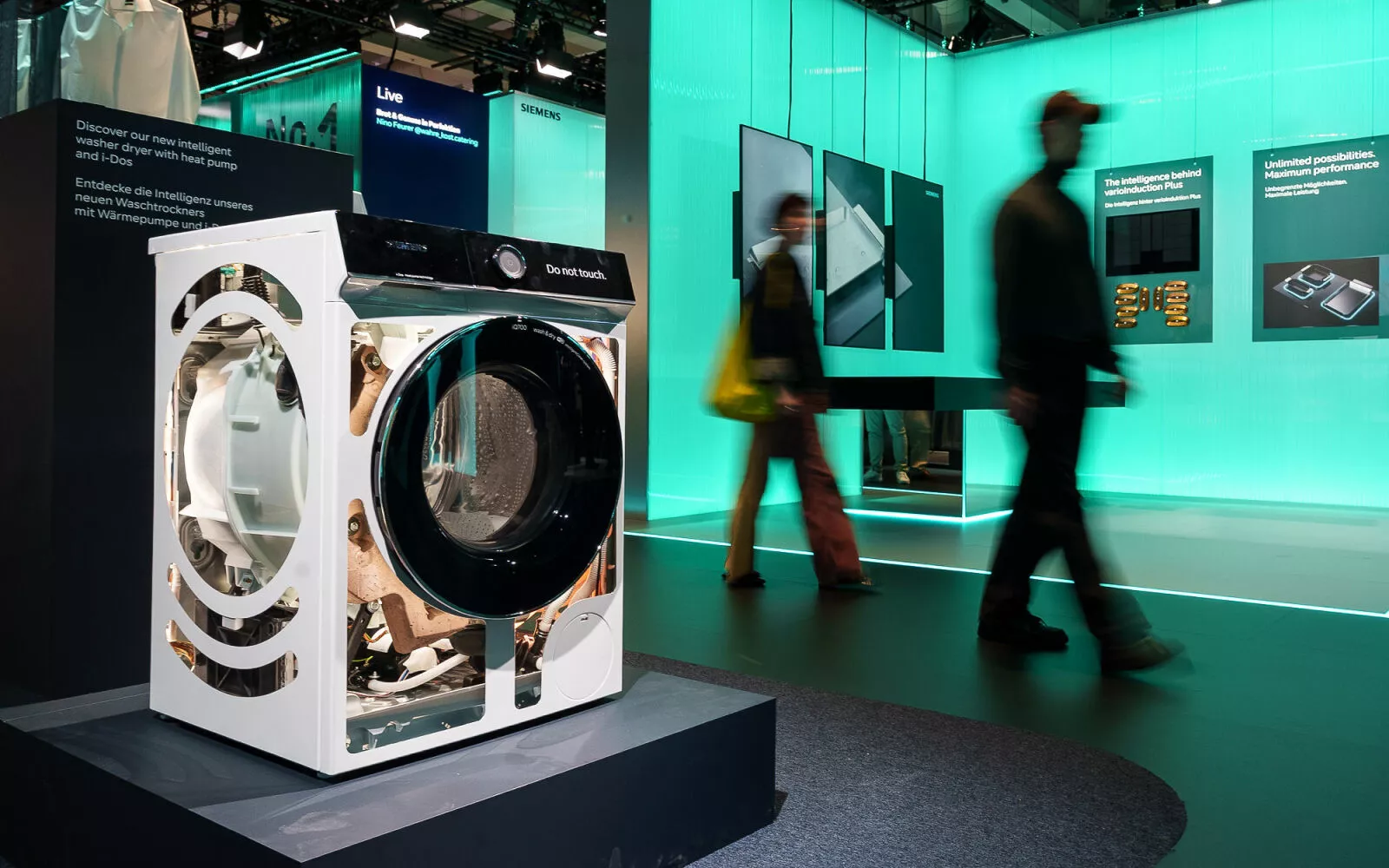 Lave-linge Siemens en vue éclatée sur le stand BSH à l'IFA 2026