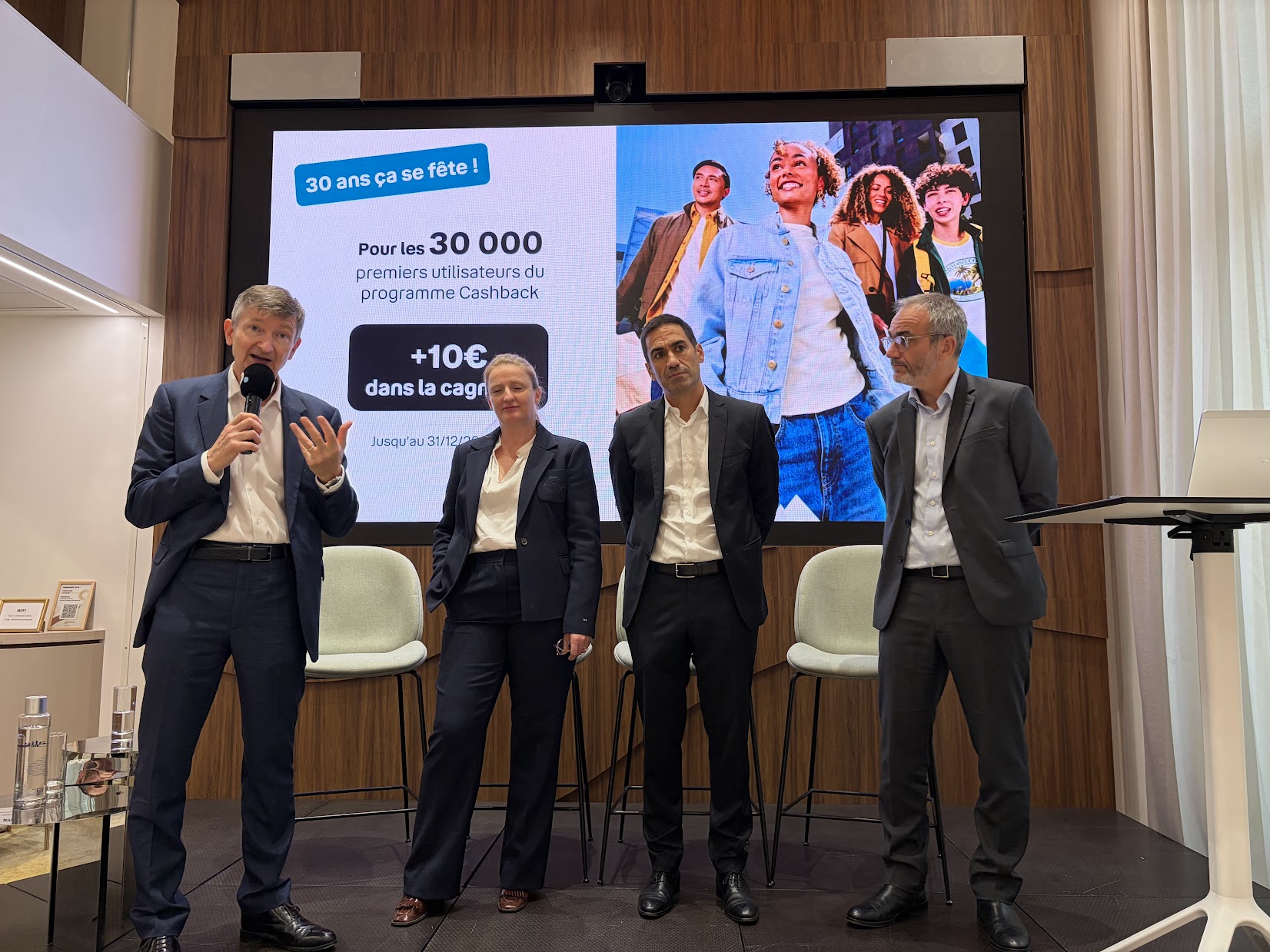 Cashback Bouygues Telecom : Benoît Torloting, Émilie Juglar, Charles Egly et Marc Laurier lors de la conférence de presse